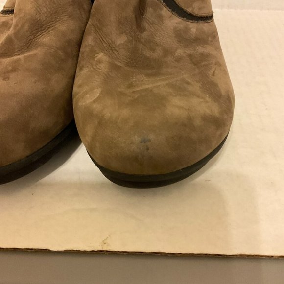 Dansko Clogs 42 Brown-Olive Suede Low Wedge Heel - Picture 3 of 7